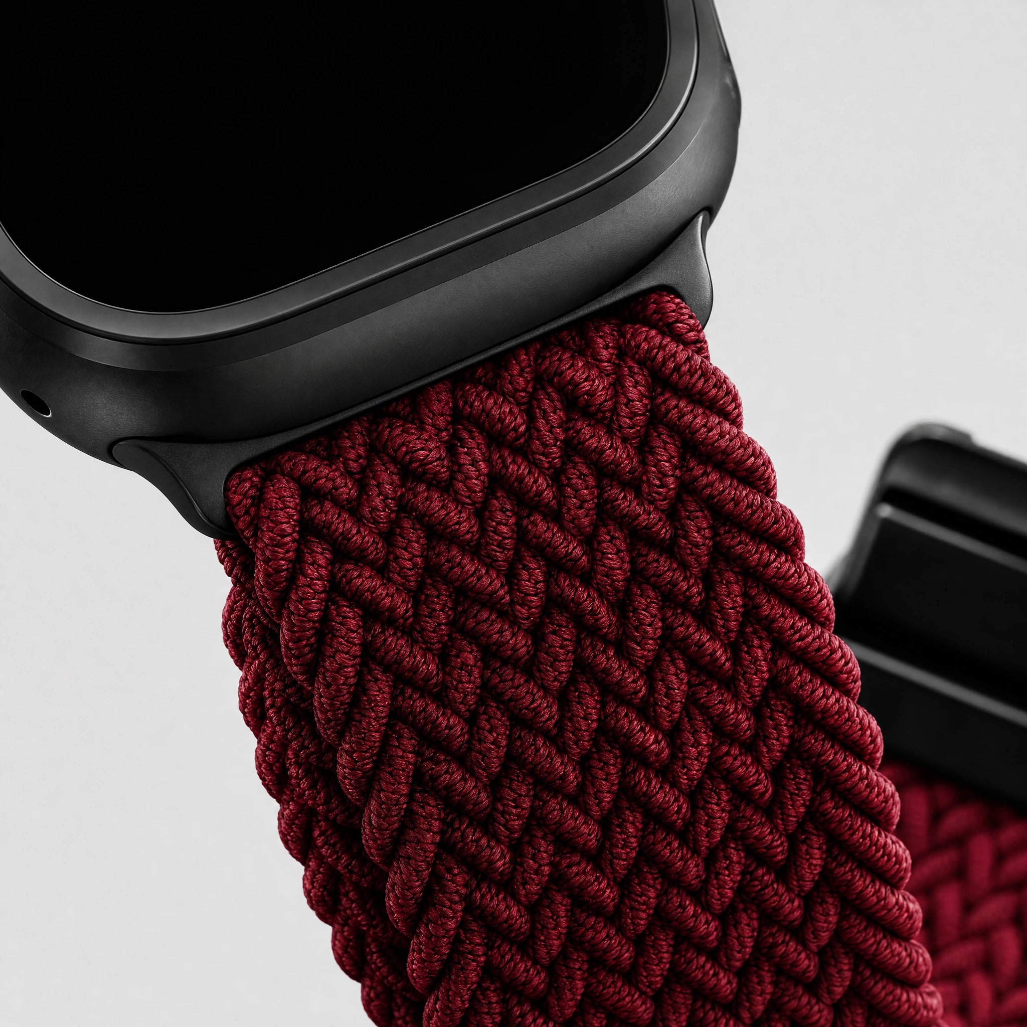 Stylish Smartwatch with Braided Strap - Xstrape