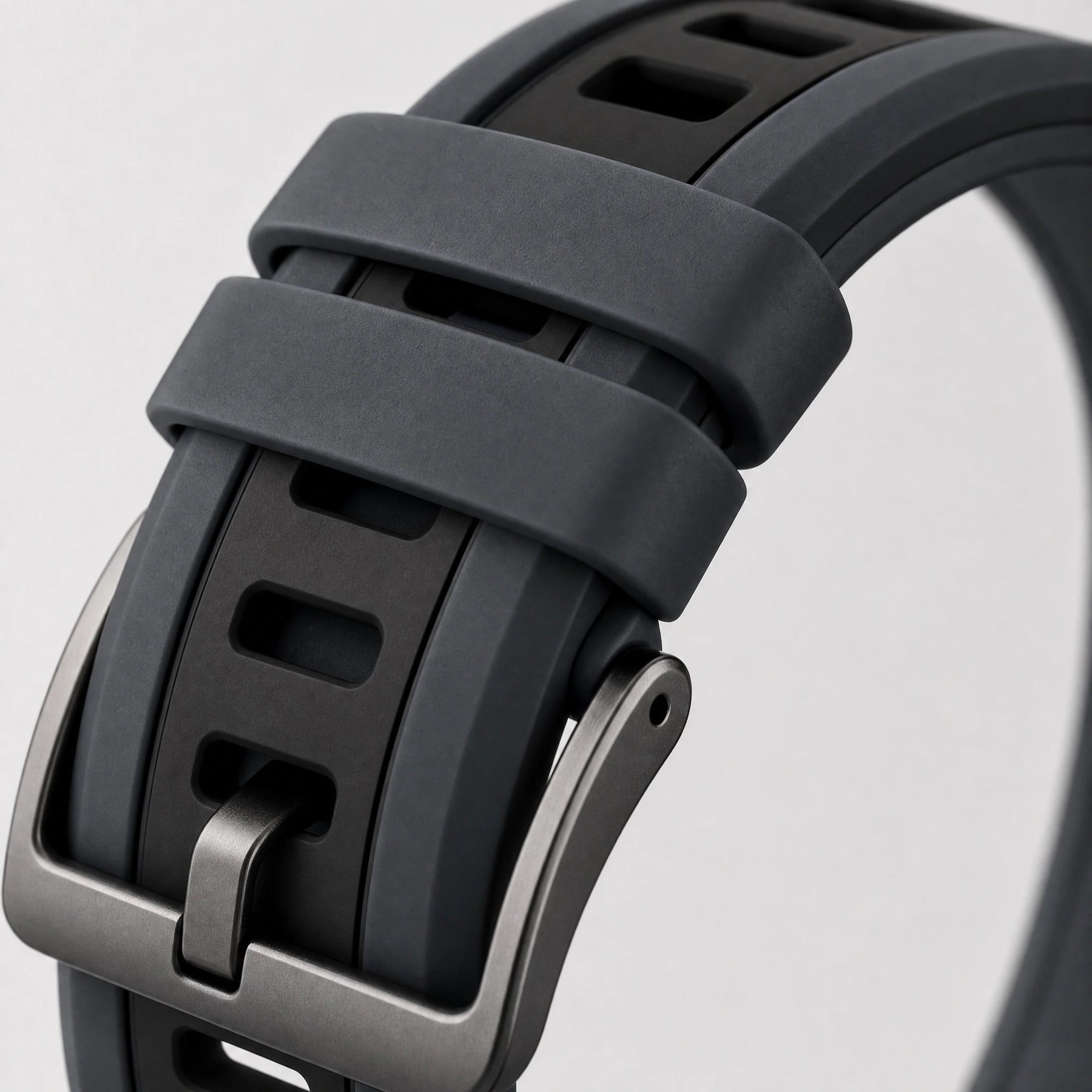 Xstrape Smartwatch with Advanced Fitness Tracking